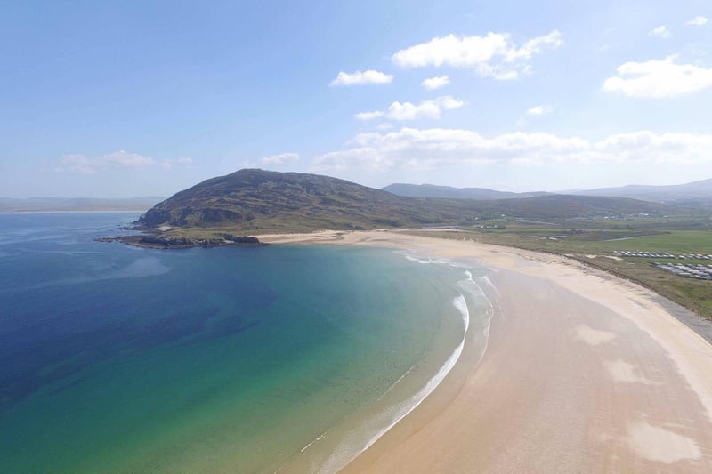 The magnificent horseshoe of Tullagh has to be seen to be believed. In a world of its own down beneath Binnion and the Raghtins, the sheltered, crystal clear waters of Tullagh are perfect for swimming.