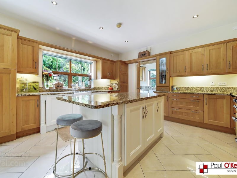 Stunning six bed, five bath property for sale in Victoria Gate