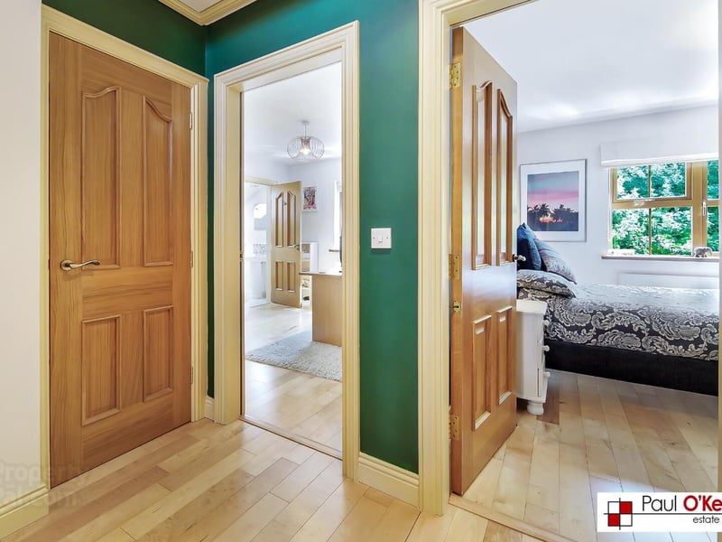 Stunning six bed, five bath property for sale in Victoria Gate