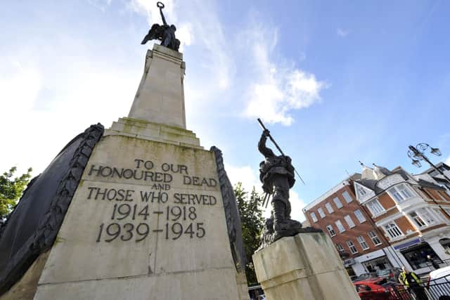 The War Memorial in the Diamond, Derry. DERR3715GS099