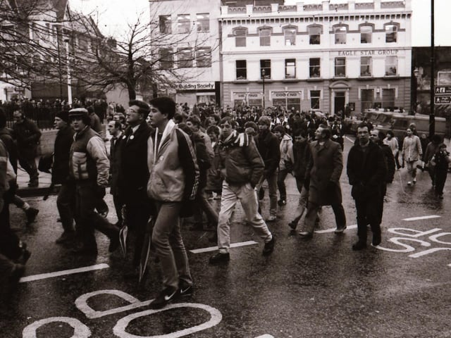 Ulster Says No march leads off from Derry.
