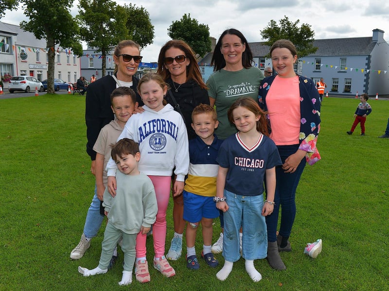 Caroline McLaughlin, Jennifer Quigley and Shauna Ramsay, from Derry, with their children at the Festival on the Green in Malin Town on Sunday afternoon last. Photo: George Sweeney. DER2331GS - 33