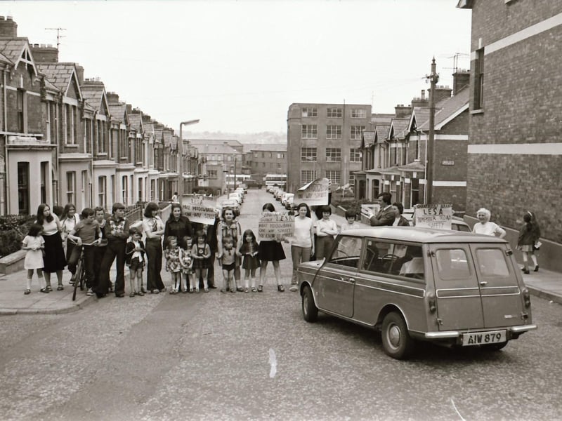 Residents stage traffic protest at Park Avenue.