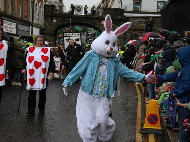 St. Patrick’s Day Parade coming down Shipquay Street. (Photo - Deirdre Heaney, nwpresspics)