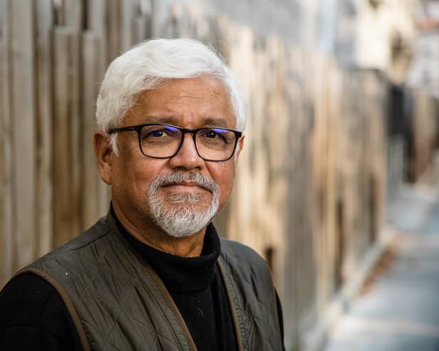 Portrait de l'auteur indien Amitav Ghosh. Paris, le 31 août 2021.
