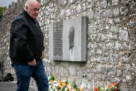 Danny McBrearty laying a wreath on behalf of Derry Independent Republicans on the grave of Wolfe Tone