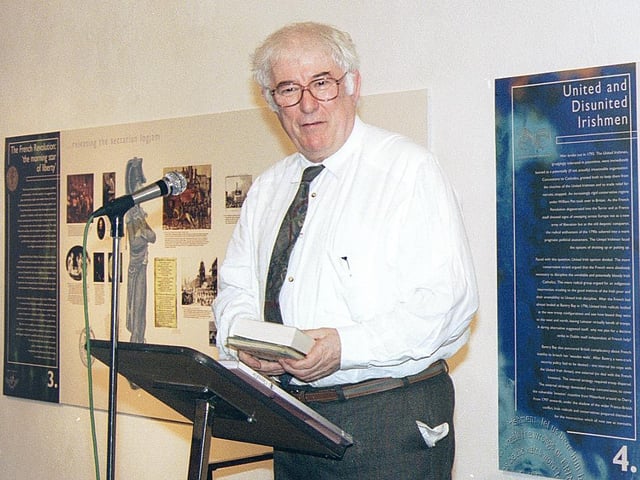 1996: Seamus Heaney, Nobel Laureate.