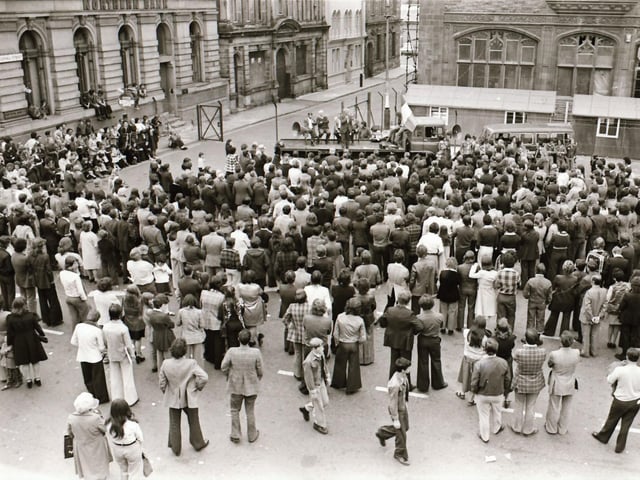 Pictured are people taking part in anti-internment demonstrations across Derry in August 1975 on the anniversary of the introduction of internment without trial in the north of Ireland four years earlier on August 9, 1971. Photos: Derry Journal.