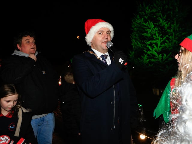 Mayor Ruairí McHugh speaking at the switch on the Christmas tree lights at Strathfoyle Youth Forum.   (Photo - Tom Heaney, nwpresspics) : .
