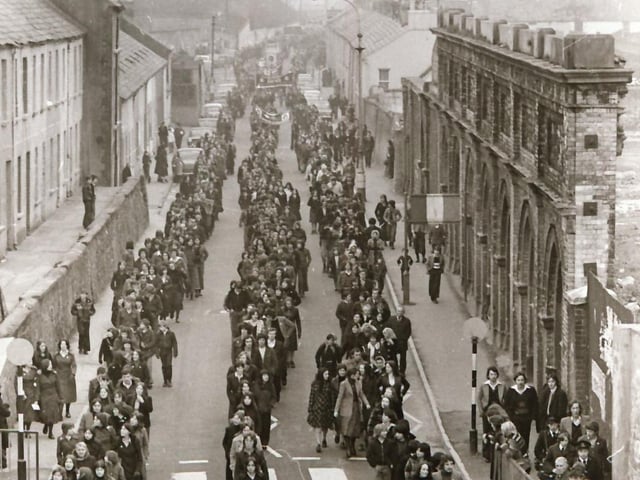 Bloody Sunday commemorative ceremonies and march back in January 1976.