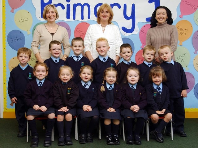 Holybush Primary School. Included are Mrs. Margaret Harkin, Mrs. Irene Harley and Ms Siobhan Flood. (2609C35a):20 years on: Young people across Derry and Donegal starting school in September 2003