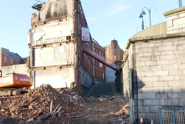 The demolition of Tillie & Hendersons, January 2003.
