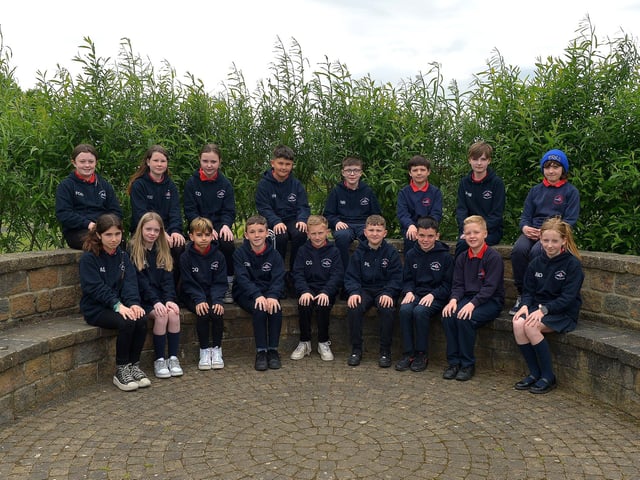Mrs Ferguson's P7 leavers class at St Oliver Plunkett Primary School.  Photo: George Sweeney.  DER2320GS – 71 