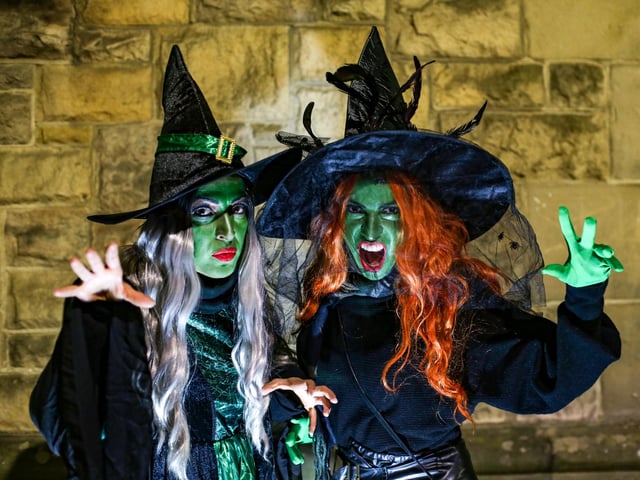 Derry Halloween Carnival Parade & Fireworks Display. Gladis and Nancy Munoz, from Mexico City. Credit © Lorcan Doherty