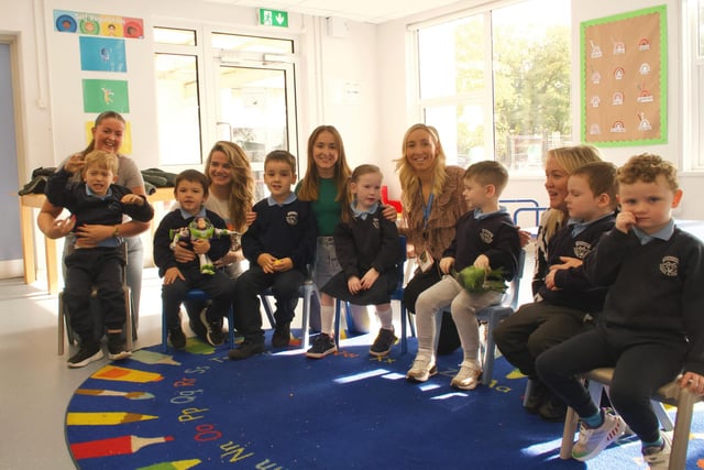 Ardnashee Primary School class with L-R - Bríd Rea (Teacher), Class Assistants Aisling Duffy, Ellie Brod and Colleen Ferns and Bríd Cutliffe (Head of EYFS).