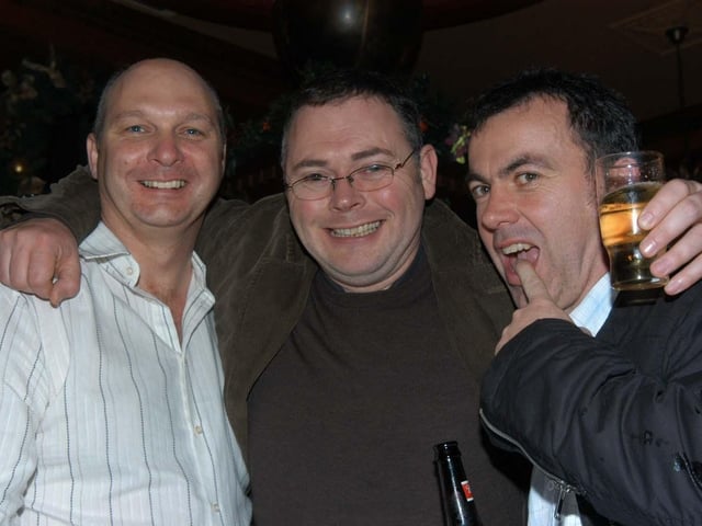 DSC_0315
Robert Cummings, Declan Quigley and Sean Laverty pictured at the Giollespie+Cummings Christmas party at Martha's Vineyard. : Christmas and New Year Parties 2006.