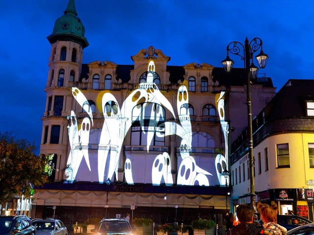 Preview of An homage at Austin’s building: Skeletons come to life in tribute to a legendary Halloween night in 1985 at Doherty’s bar. Friday to Sunday from 6pm to 9pm. Photo: George Sweeney.  DER2243GS – 074