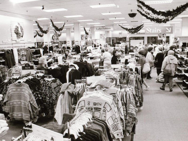 Shoppers and some of the stores at the Richmond Centre back in 1994.