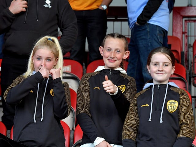 Thumbs up from happy Derry City fans after their win over St Patrick’s Athletic on Friday night. DER2317GS-82