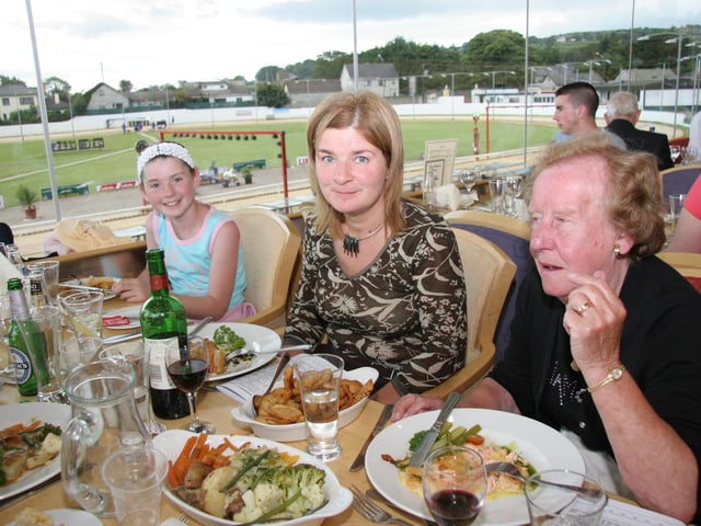 A night at the races in Lifford back in the summer of 2005.