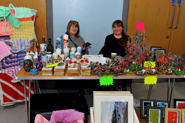 Clare Harkin and Carol McLaughlin and their stall at the Christmas Craft Fair held in the Galliagh Community Centre on Saturday afternoon. Photo: George Sweeney. DER2250GS – 75