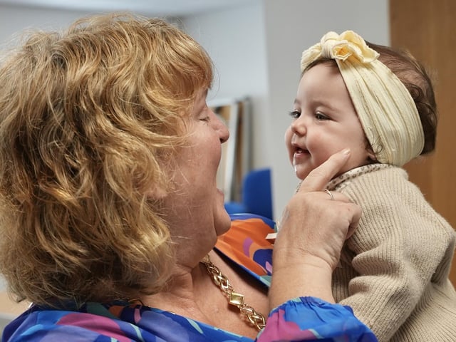 The Waterside Baby Hub Funday, organised by Foyle Network Foundation, was held this week in Irish Street Community Centre and brought local families together for a great morning of soft play, food and fun.