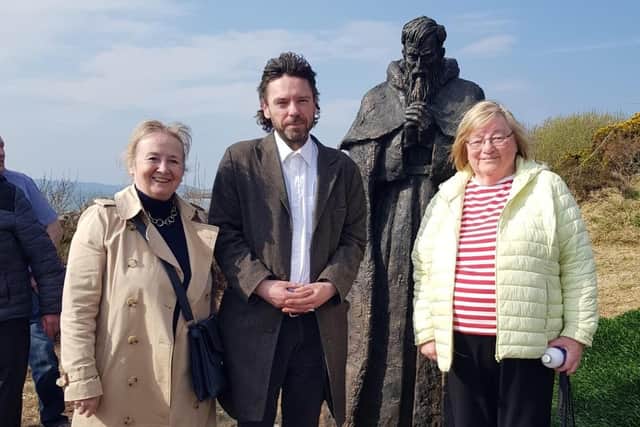 Pictured at the recent unveiling of the Friar Séamus Hegarty statue are from left Pauline Ross, sculptor Rory Harron and Chair of Feis Dhoire Cholmcille Ursula Clifford.