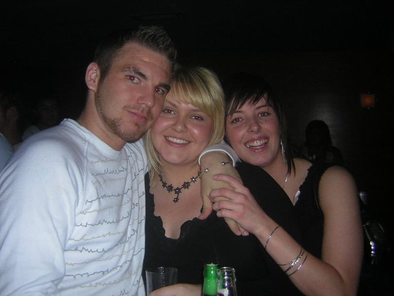 A night out in Derry bars in October 2005