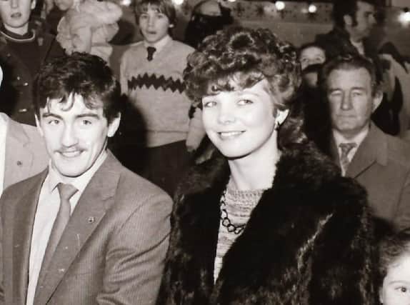 Boxer Barry McGuigan with local people at the Derry Christmas light switch-on in December 1983.