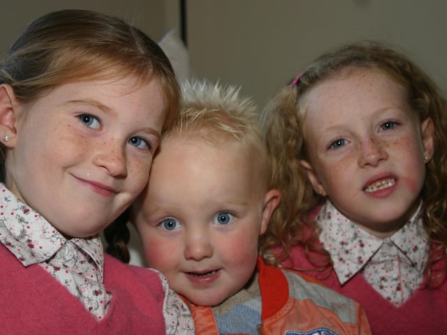 Left to right Caoirse, Dean and Birthday Girl Tori on her 7th Birthday 9340dd : Derry Parties & Celebrations October 2005: Tori McCauley.