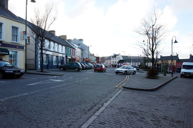 Carndonagh town centre in 2003.