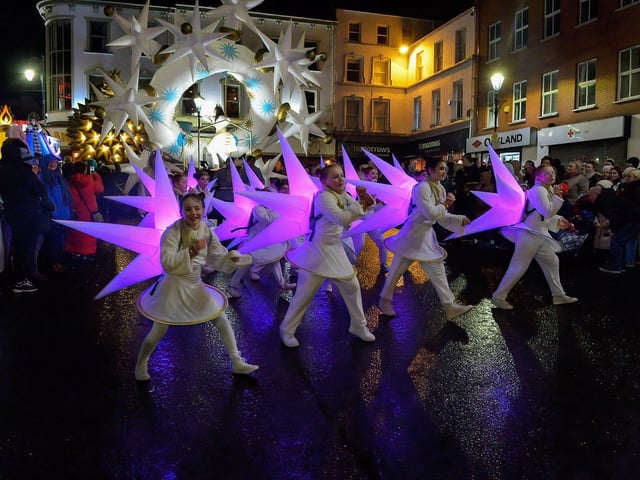 The colourful Derry Christmas procession passes through the city centre on Sunday evening last. Photo: George Sweeney. DER2248GS - 04