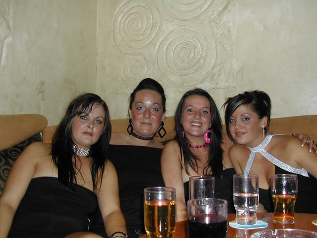 A night out in Earth Nightclub in September 2003