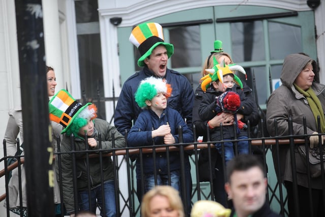 Waiting for the parade to start in Derry. (1803SL45)