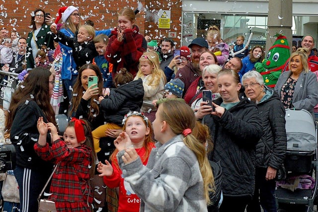 Children and parents gather at Foyleside Shopping Centre on Saturday morning to greet Santa. Photo: George Sweeney.  DER2244GS – 62