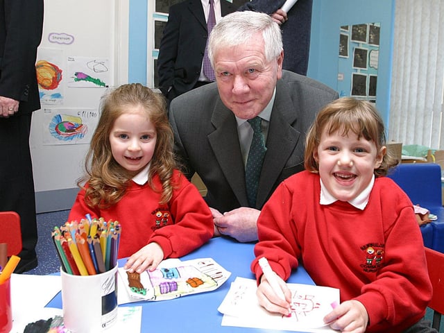 Bertie Faulkner, chairman of the Western Education and Library Baord, who officially opened the new Newbuildings Community Nursery, gets into conversation with two of it's pupils Gillian Dunn and Amy Killen. (0402T02).