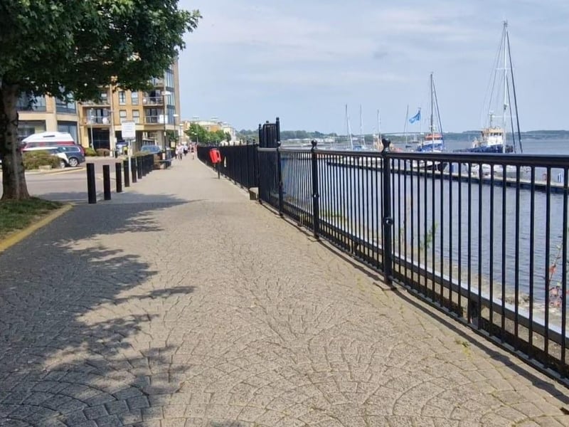 The quay covers a large stretch of land along the riverfront with plenty of entry and exit points. Starting near the Bay Road and continuing 'out the line', the quay is also set to be expanded with a new bridge linking the Bay Road Nature Reserve. Parking is available at Sainsburys and at multiple paid car parks and, although there are no public toilets, there are a number of cafés and restaurants along the route. There are seating areas from the former Fort George site right up to the Peace Bridge with less frequent seating areas from there 'out the line'. Most of the paths are wide and smooth although they do get narrow at points. There are a few loose tiles at points which are in the process of being repaired but may cause tripping a hazard for those who are more unsteady on their feet. This is an incredibly popular path with cyclists, walkers, runners and families and at peak times can be slightly overwhelming, particularly when the weather is good. At quiet times, the path provides peace away from busy roads with the beautiful river Foyle running adjacent. There are plenty of birds around the river and, if you're lucky, you might spot porpoises or other animals in the river. There is no loop on this path so if you are driving to go for a walk, you will have to turn back on yourself.