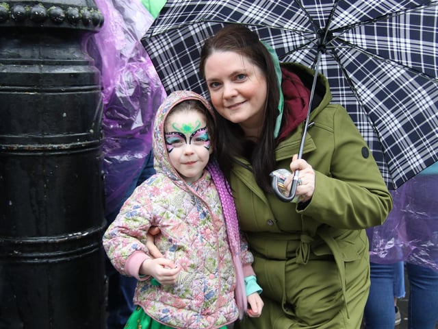 Spectators at St. Patrick’s Day Parade on Shipquay Street. (Photo - Deirdre Heaney, nwpresspics)