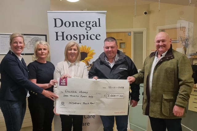 The Inishowen Truck Run raised funds for two local charities, Donegal Hospice and Creeslough Tragedy Fund and a cheque was recently presented to Isobell Doherty for €7000 raised from their recent event. Pictured L to R: Caroline Gurney, Jacqueline Duffy, Isobell Doherty, Kevin O'Connor and Mickey Highboy