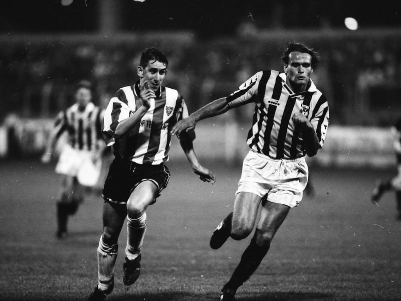 Derry City FC Home Shirt 1992-1993 (Paul Carlyle).