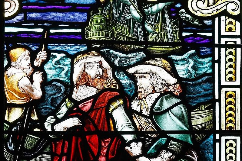1600 - Second English garrison established by Henry Docwra who tears down the monastery, cathedral and ecclesiastical buildings. Pictured, a stained glass window in the Guildhall depicting Docwra's landing at Culmore.