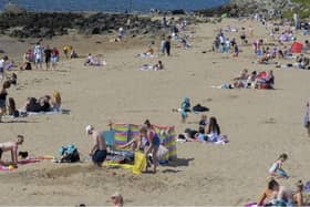 If you're heading to the beach this weekend, make surely to have the sunscreen handy.