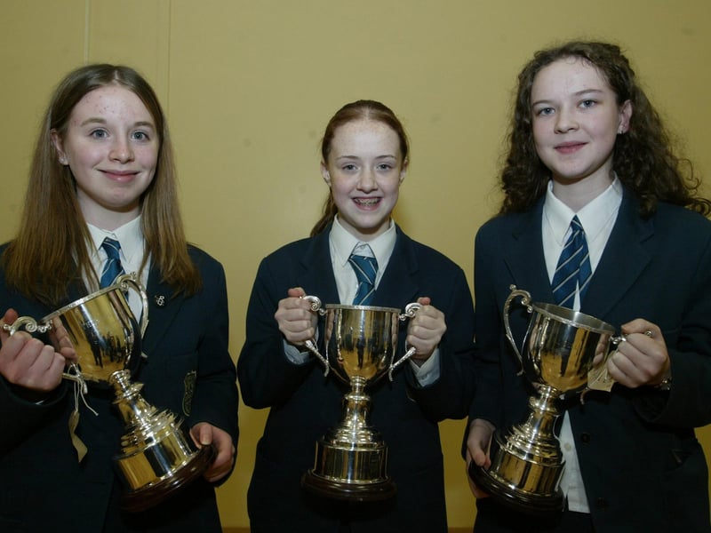 Top Stage 3 Award recipients Bronagh McCloskey (Maths), Treasa NiChromlaoich (English) and Genevieve Porter (Science). (0512JB80) :.