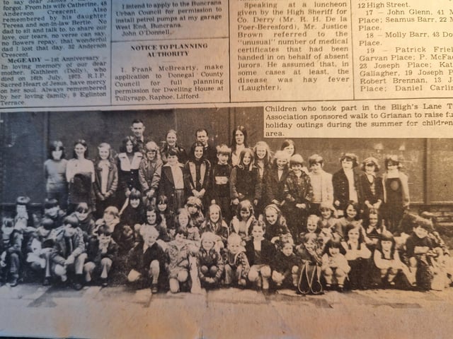 The Caption reads: "Children who took part in the Bligh's Lane Tenants' Association sponsored walk to Grianan to raise funds for holiday outings during summer for children in the area."