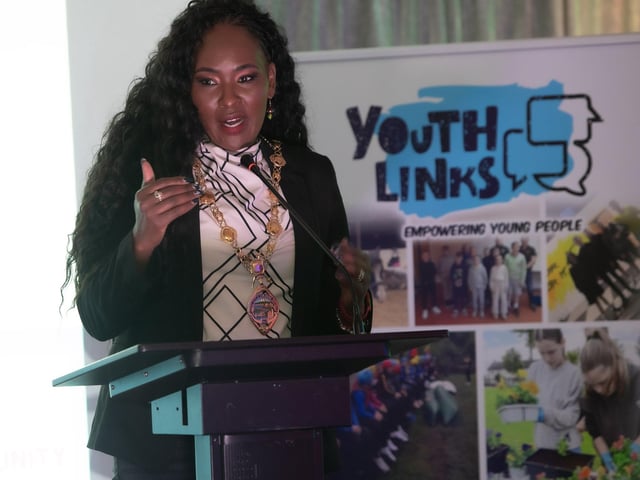 The Mayor of Derry City and Strabane District Council, Lilian Seenoi-Barr addressing the attendance at Wednesday evening's Enagh Youth Forum's Certificate Presentation and Celebration Event at the White Horse Hotel, Derry.