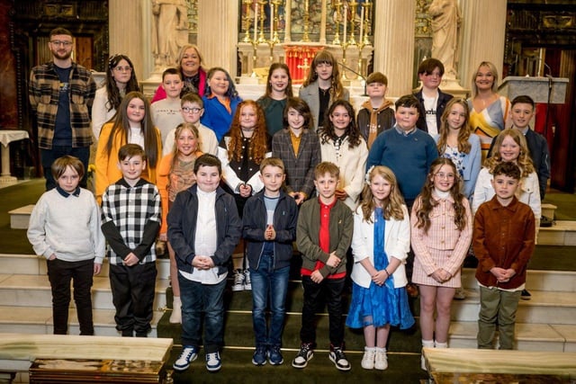 P7 pupils from Gaelscoil Éadain Mhóir who received sacrament of confirmation in St Columba’s Church Long Tower on February 10 in a service officiated by Fr Mongan.