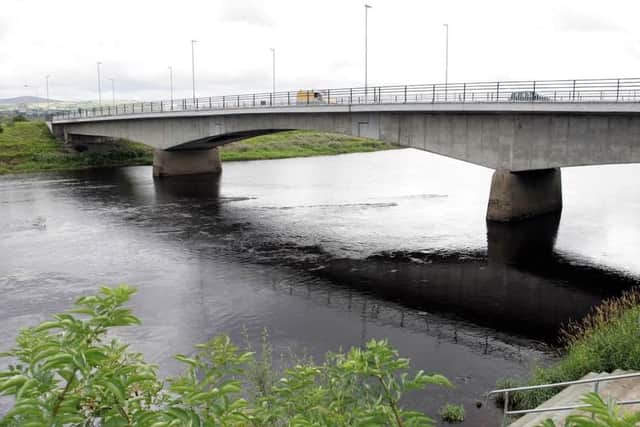 A silver car may have been travelling towards Lifford Bridge around the time the car was burned out in Strabane.