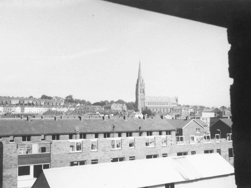 Pictures of Derry during the troubles from the Derry Journal Archive
