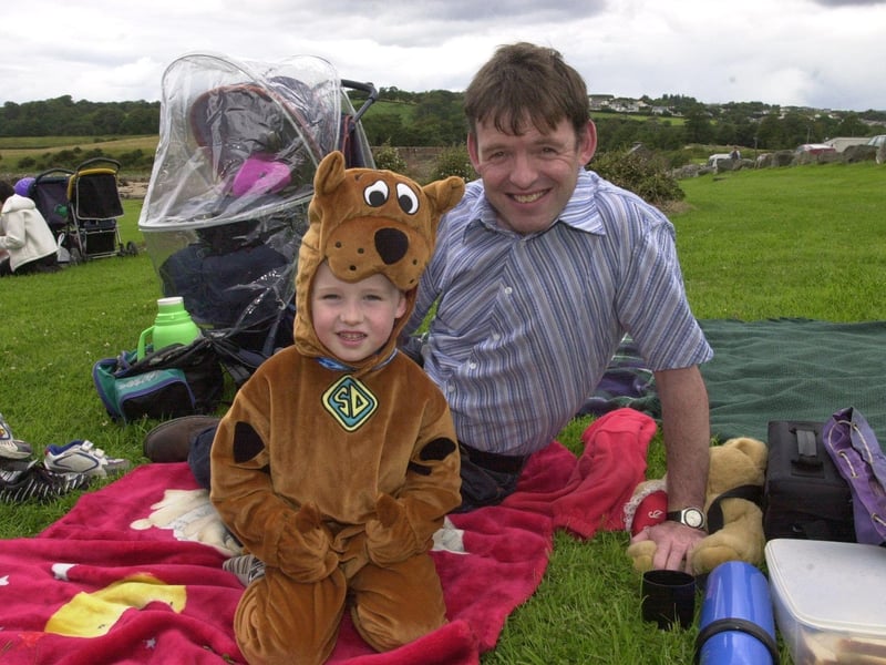 Derry youngsters enjoying summer in August 2003