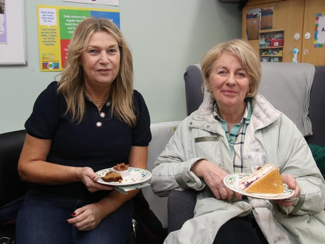 Ríonagh Duffy and Collette Anderson enjoying a nice piece of cake. (Photo - Deirdre Heaney, nwpresspics) : .